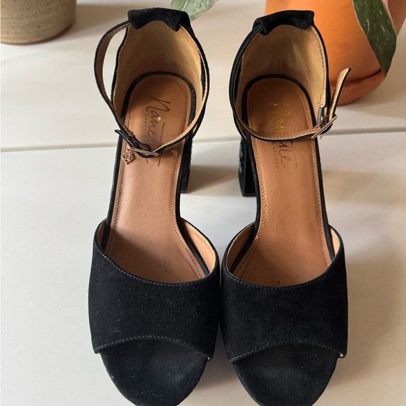 Nanette Lepore Viola Black Velvet Floral Platform Heels - Picture 7 of 15